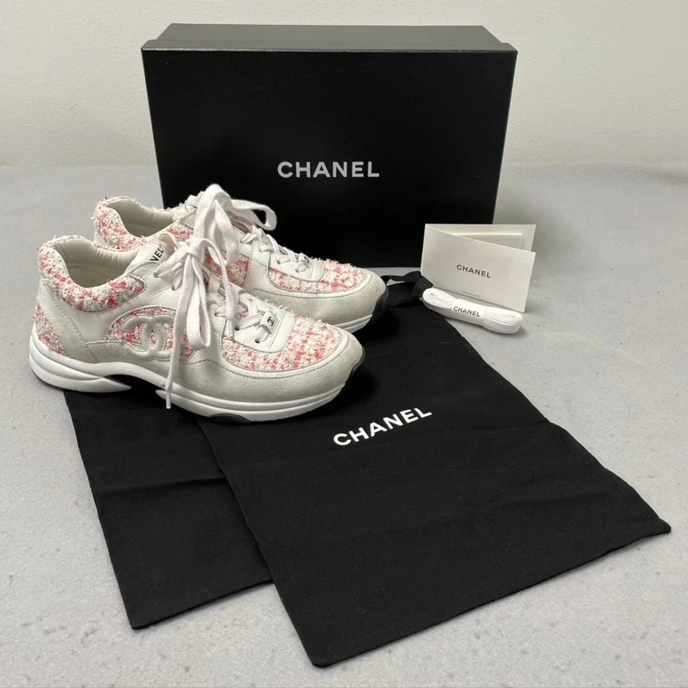Chanel Tweed Leather Suede Sneakers Womens 39 White‎ Pink G38299 Low Top CC Logo